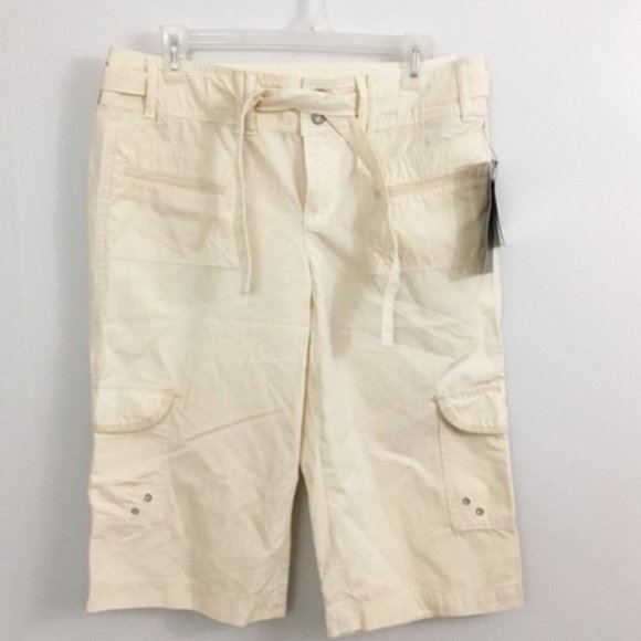 Gloria Vanderbilt Pants - Cargo Style Petite Longer Shorts NWT